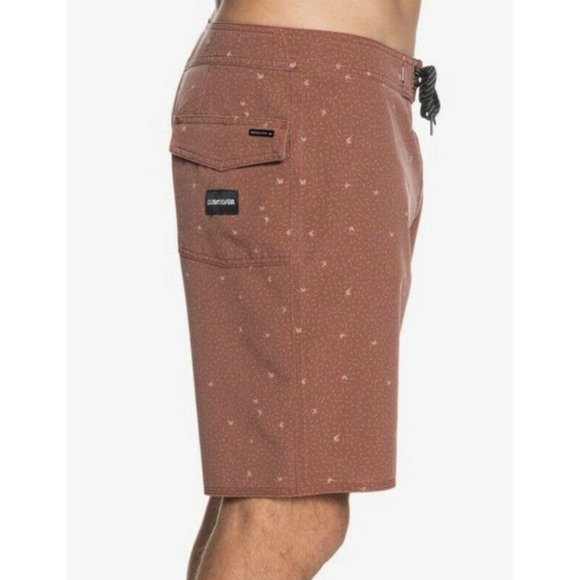 Quicksilver NWT $60 Highline Threads & Fin Henna  Boardshorts Men Swim S… - Picture 2 of 10